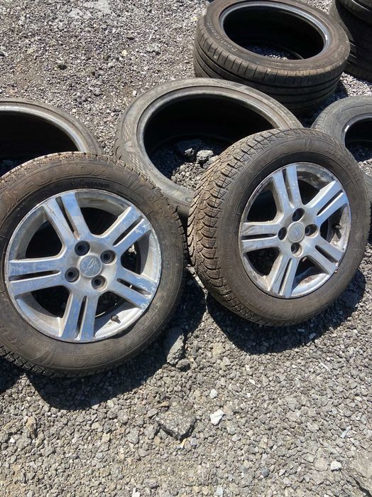 Гуми с джанти Дайхацу 175/65R14