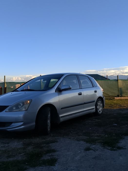 Vând Honda Civic 2004