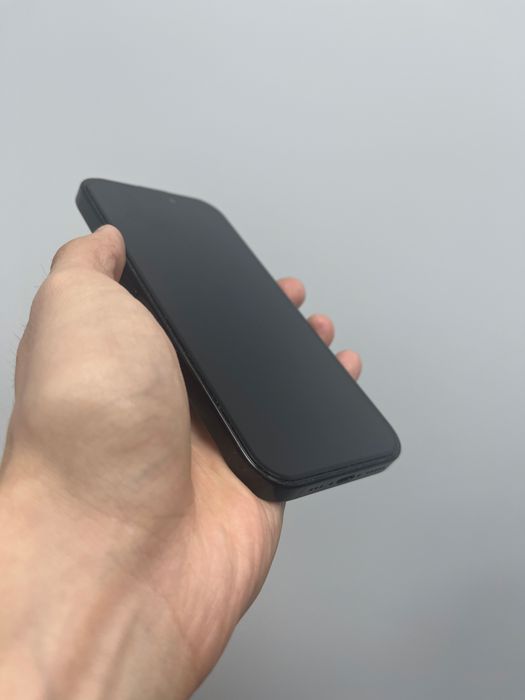 Apple iPhone 16 pro (костанай 1022) лот 116/6893