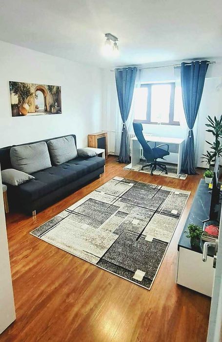 Particular, închiriez garsoniera decomandata, cu balcon tip logie, 33mp, la Doamna Ghica, Aleea Sinaia 350E