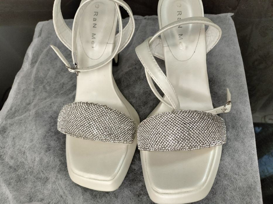 Вечерные туфли. Туфли