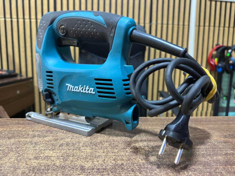 Електрически прободен трион Makita 4329, 450 W, 18 мм