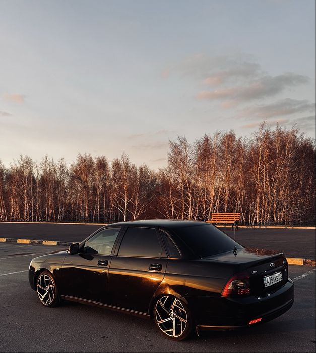 Диски р17 разболтовка 4на100. Бентли стиль