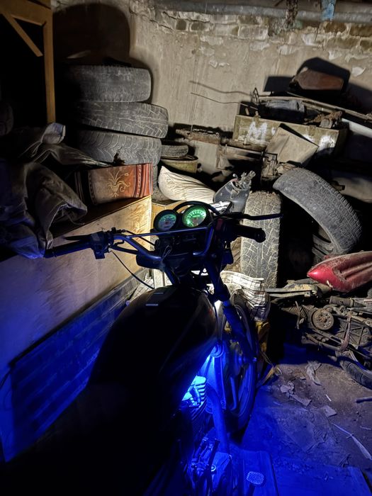 Мотоцыкл Yaqi 200куб