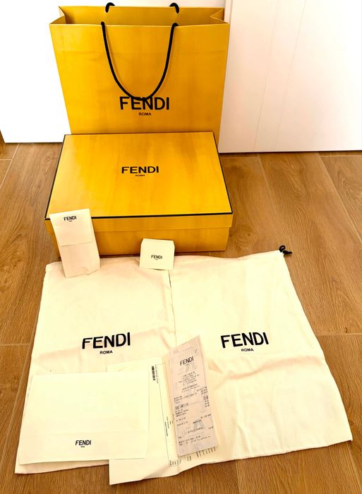 НОВИ Оригинални FENDI боти