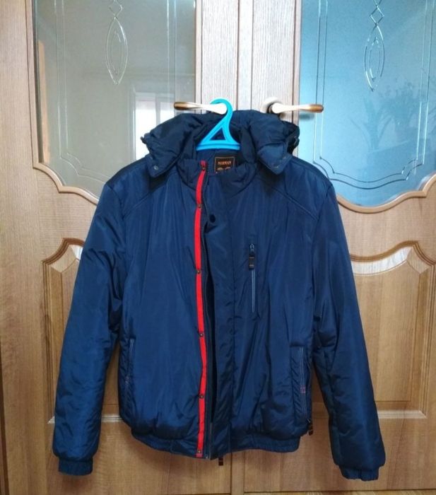 Продам куртк мужскую