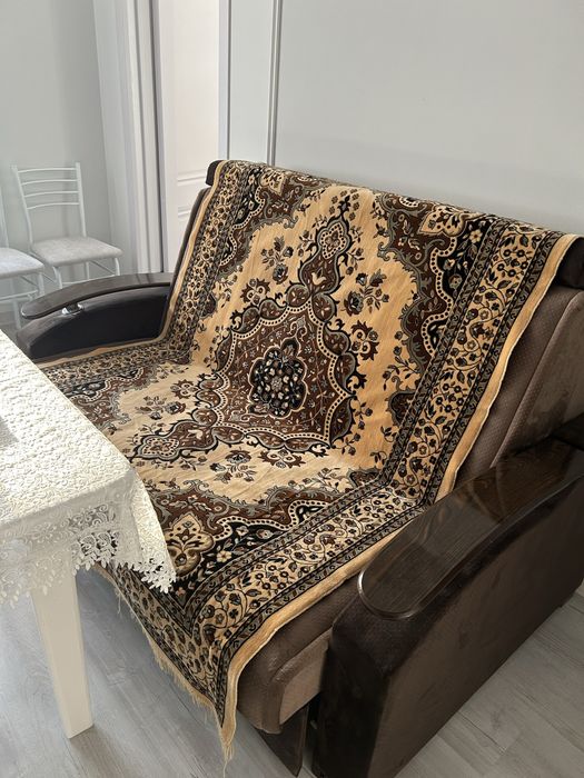 Продается ДИВАН - КРОВАТЬ в отличном состоянии