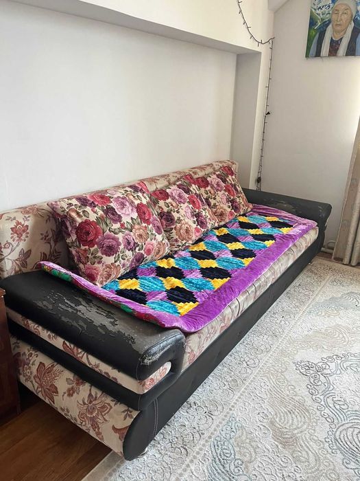 Продается диван. Б/у