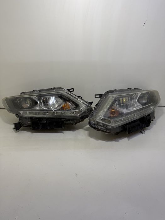 Ляв фар десвн фар фарове за Nissan Rogue X trail T32