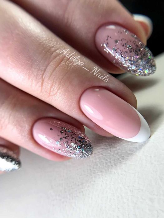 Услуги маникюра и наращивания