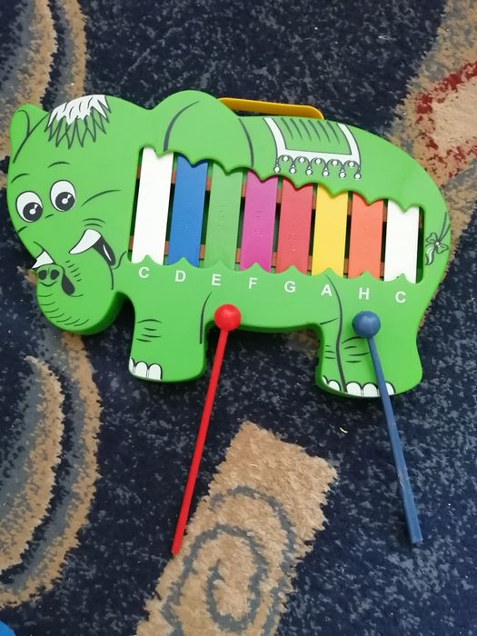 Продам развивающие игрушки