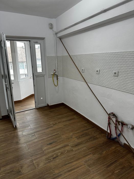 Apartament 2 camere Dragasani