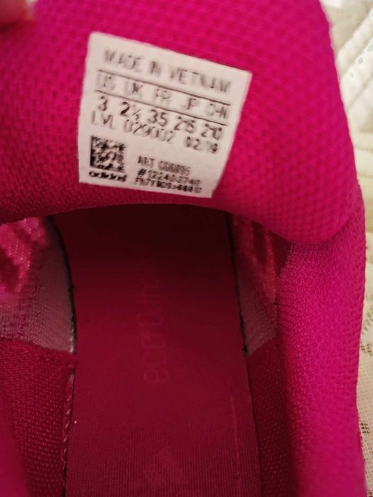 Adidas  alta run оригинални маратонки 35 н.