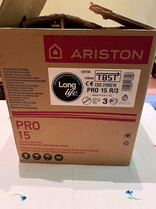 Boiler electric Ariston PRO 15 R/3, 15 litri, 1200W — folosit doar 6 luni