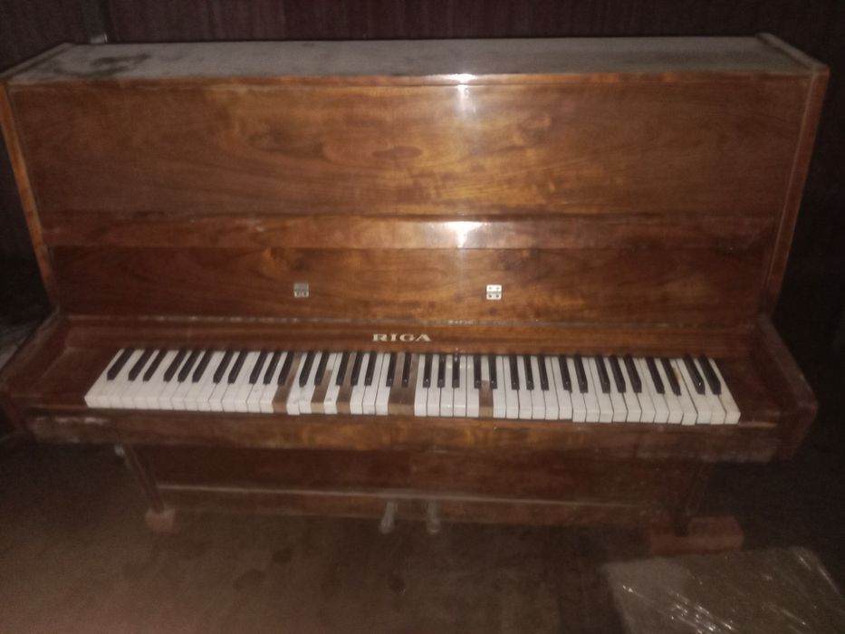 Пианино rich срочно германски