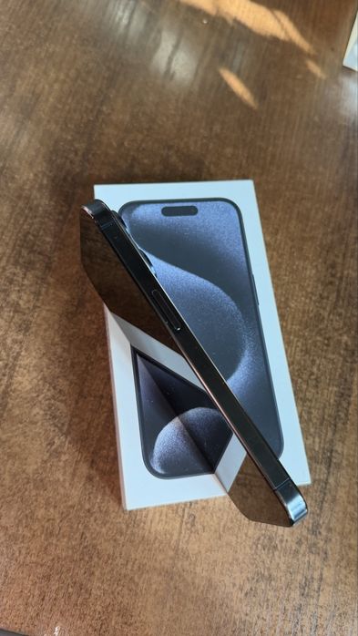 Iphone 15 pro 256 gb