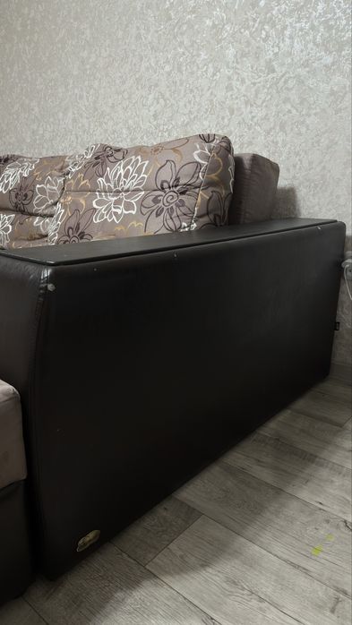Продам диван раскладной