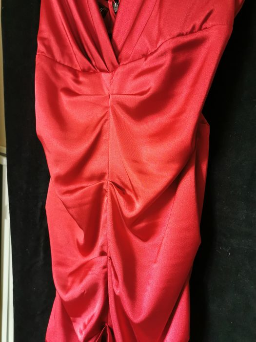 Червена рокля на Kris fashion, р. М