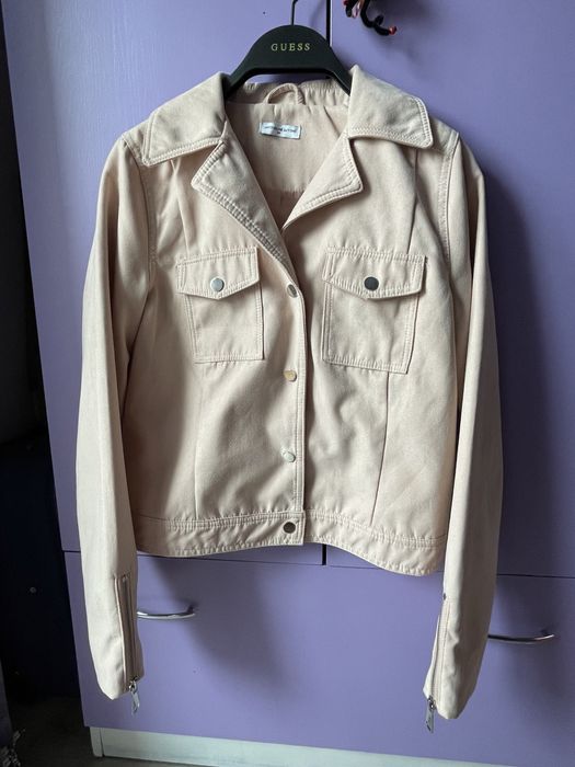 Велурено яке