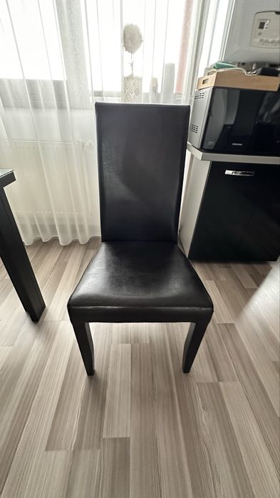 Masa bucatarie cu 6 scaune