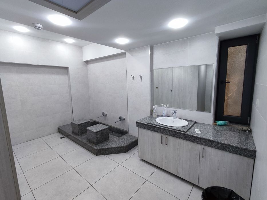 Аренда цокольного этажа 324м² на Ц1