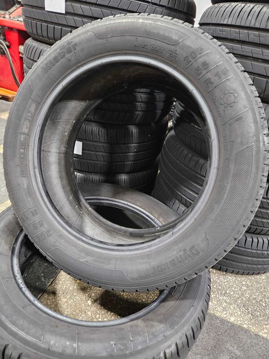 2бр 205/55/16 KLEBER 6,8мм грайфер дот19г Предлагаме монтаж--