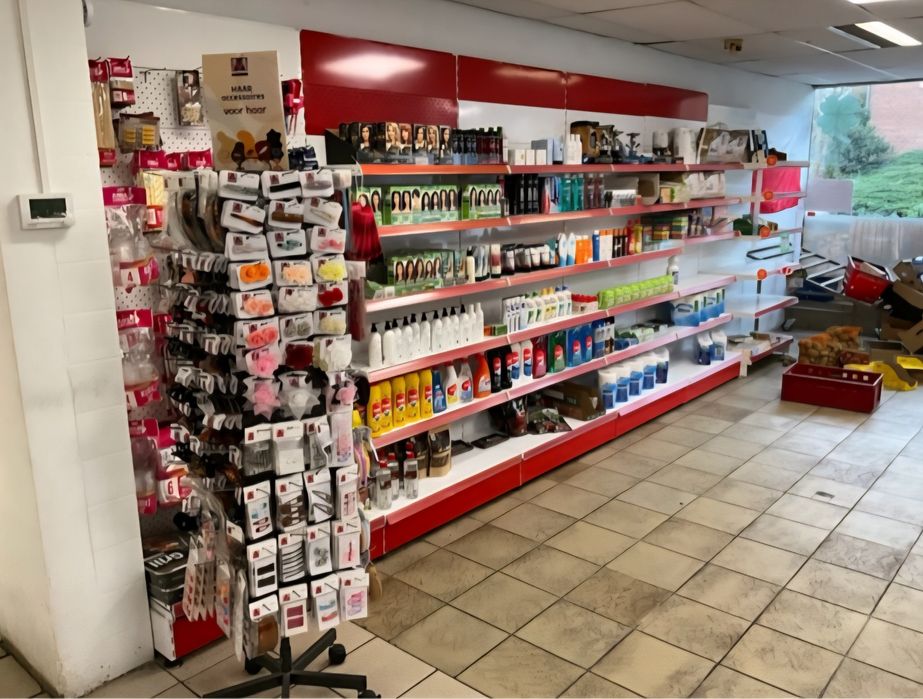 Echipamente market: vitrine frigorifice, frigidere, rafturi, feliator