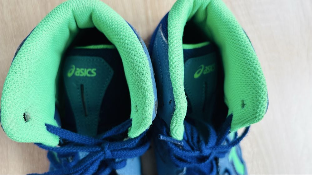 Борцовки за Борба -ASICS Номер 39,5
