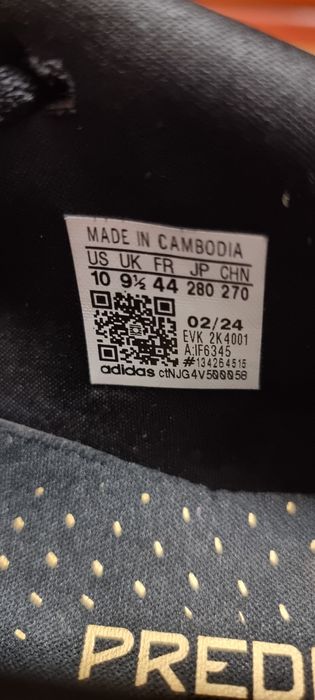 Gehte de fotbal cu crampoane Adidas