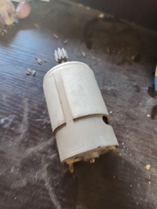 Моторчик электродвигатель