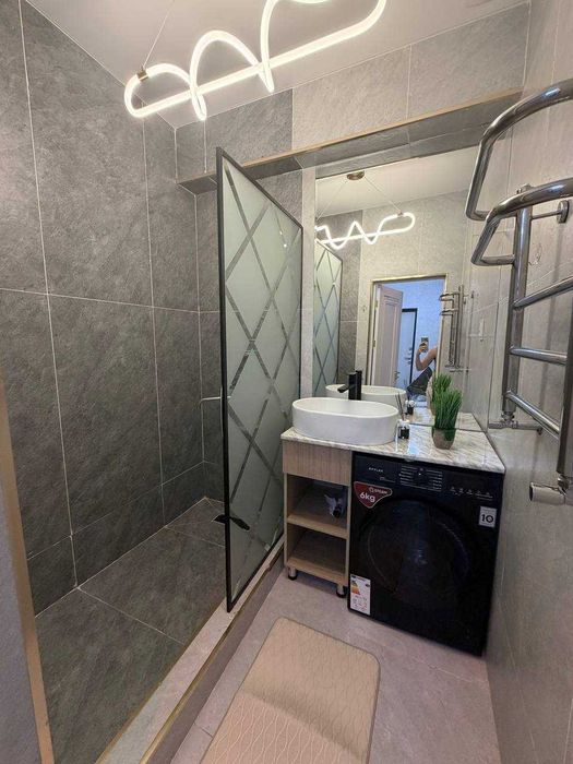 Срочно продается 3 комнатная квартира в новостройке ЖК Poytaxt Яшнабад