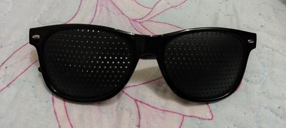 Очки сатылады көз емдейтін