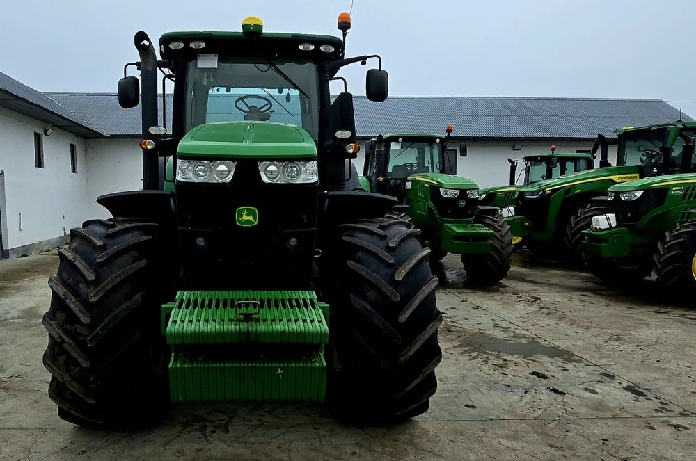 Tractor 7230R John Deere