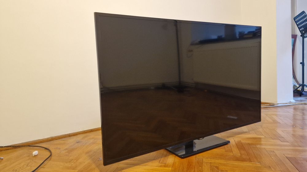Vând  televizor SAMSUNG diagonala 58"(160 cm)