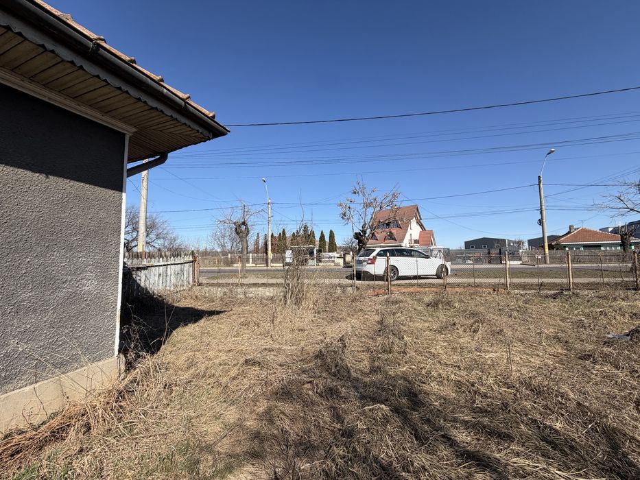 Teren 2200 mp + casă bătrânească – Str. General Dăscălescu