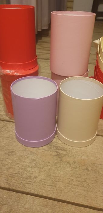 Set cutii rotunde , poseta și hexagon