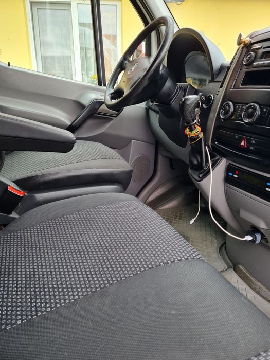 Vând Mercedes Șprrinter