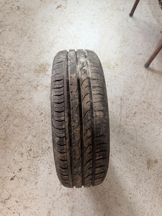 Шины 195 ; 65 r 15 Continental