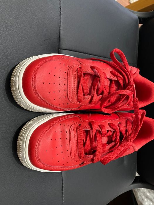 Nike Air Force 1 low red