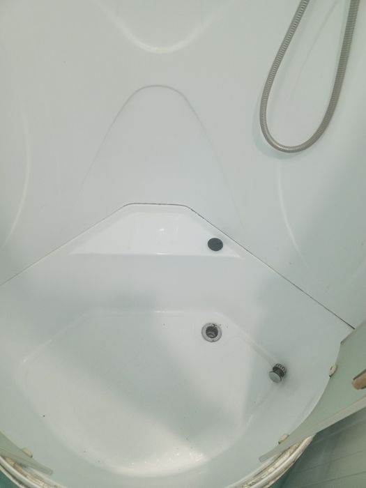 Душевая кабина срочно.