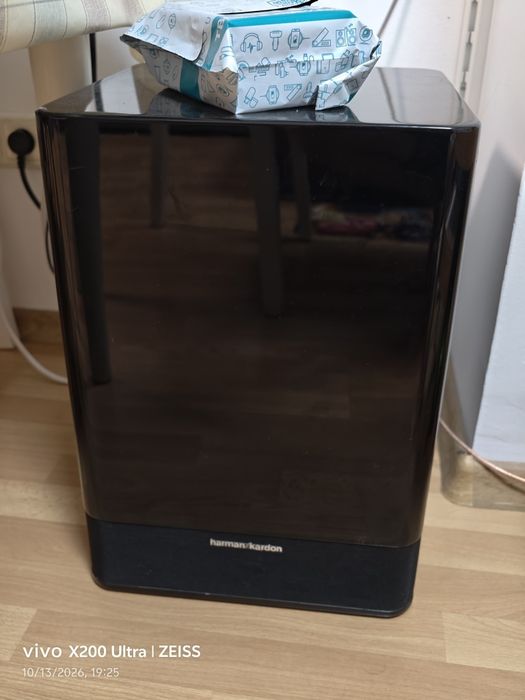 Продавам субуфер Harman kardon ts 11