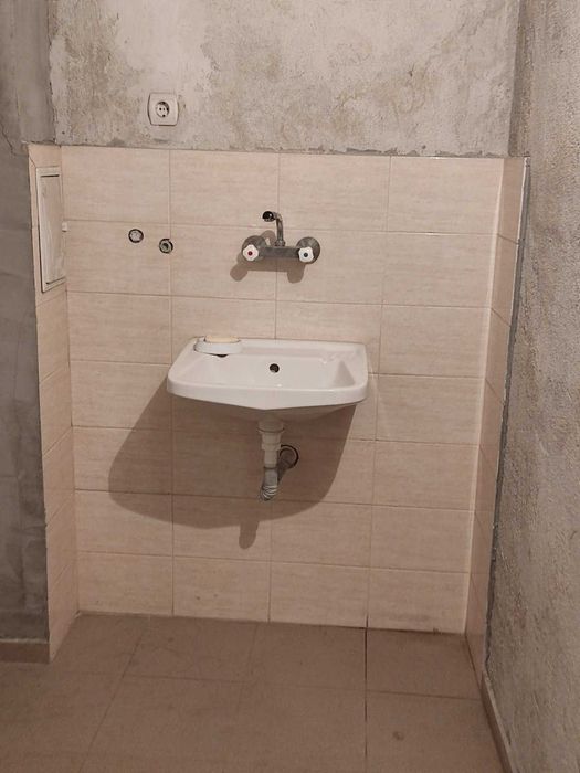 Надземен гараж под наем, Младост 2