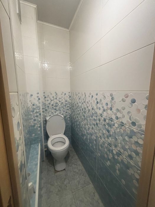 Продам 4 комн нов план.20 м-н