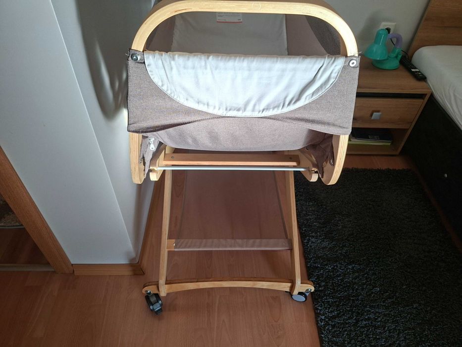 Продавам  бебешко легло тип люлка