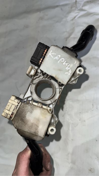 Привозной подрулевой переключатель (гитара) Toyota Carina E.