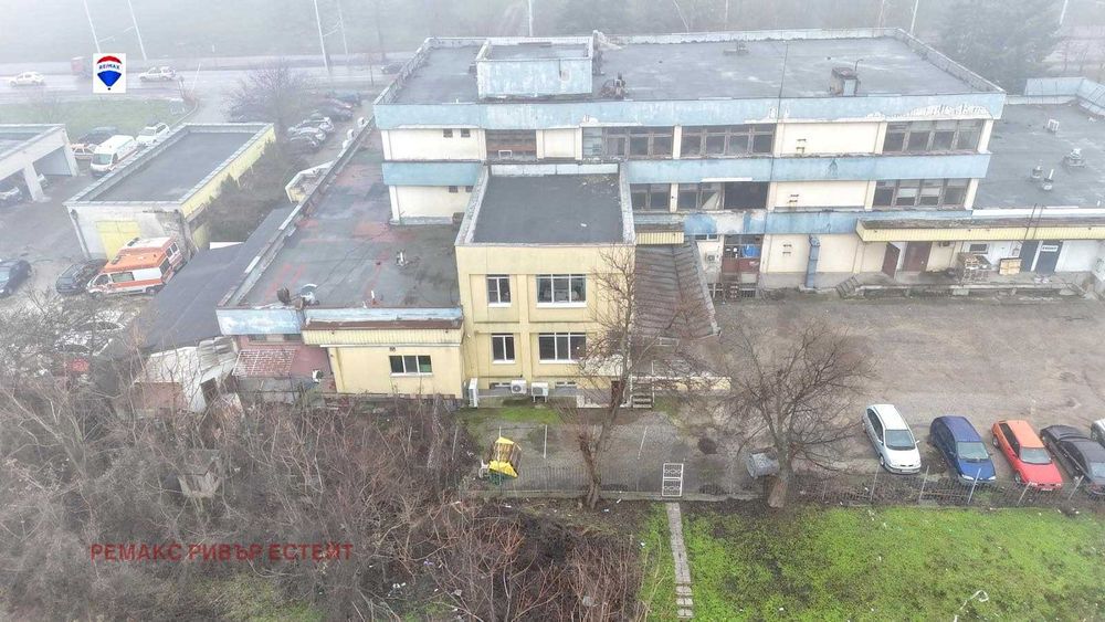 Продава се Промишлена сграда в Русе, Дружба 1 - 368 кв.м за 624 €/кв.м - Снимка #8