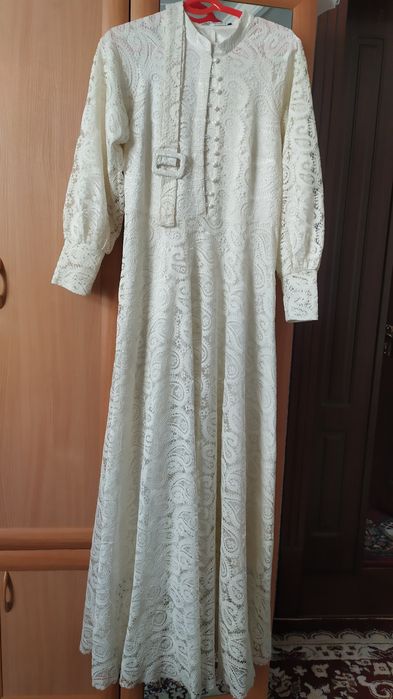 Rangi ayviriy 46-48 ga bemalol  keladi