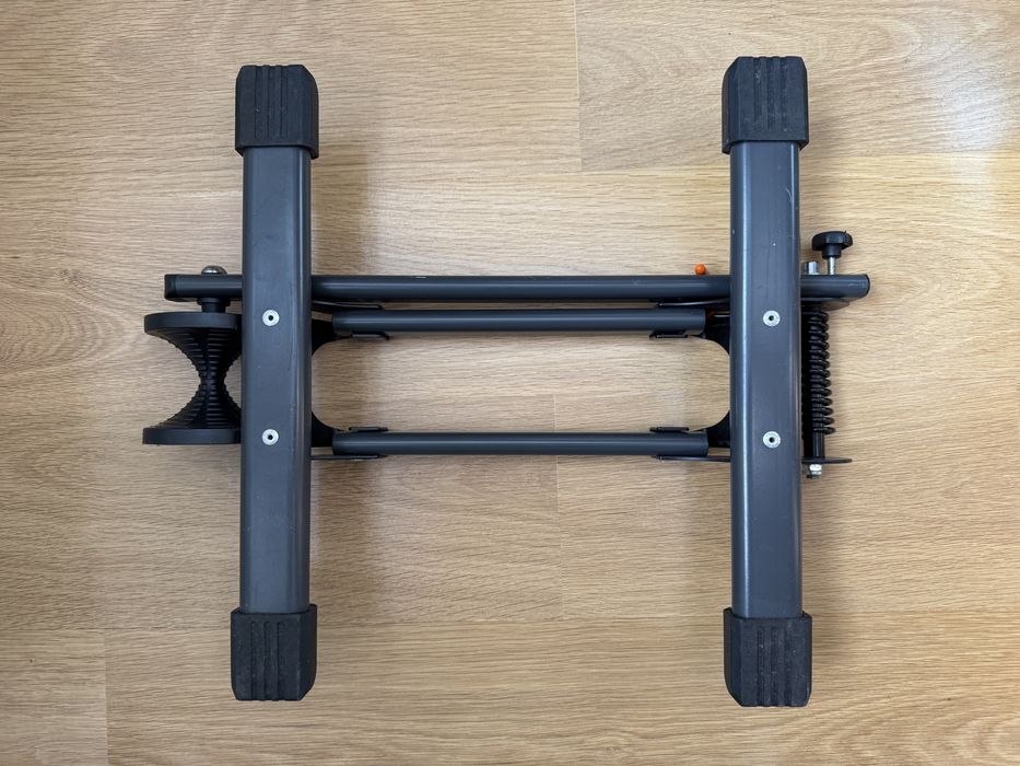 Сгъваема стойка за велосипед