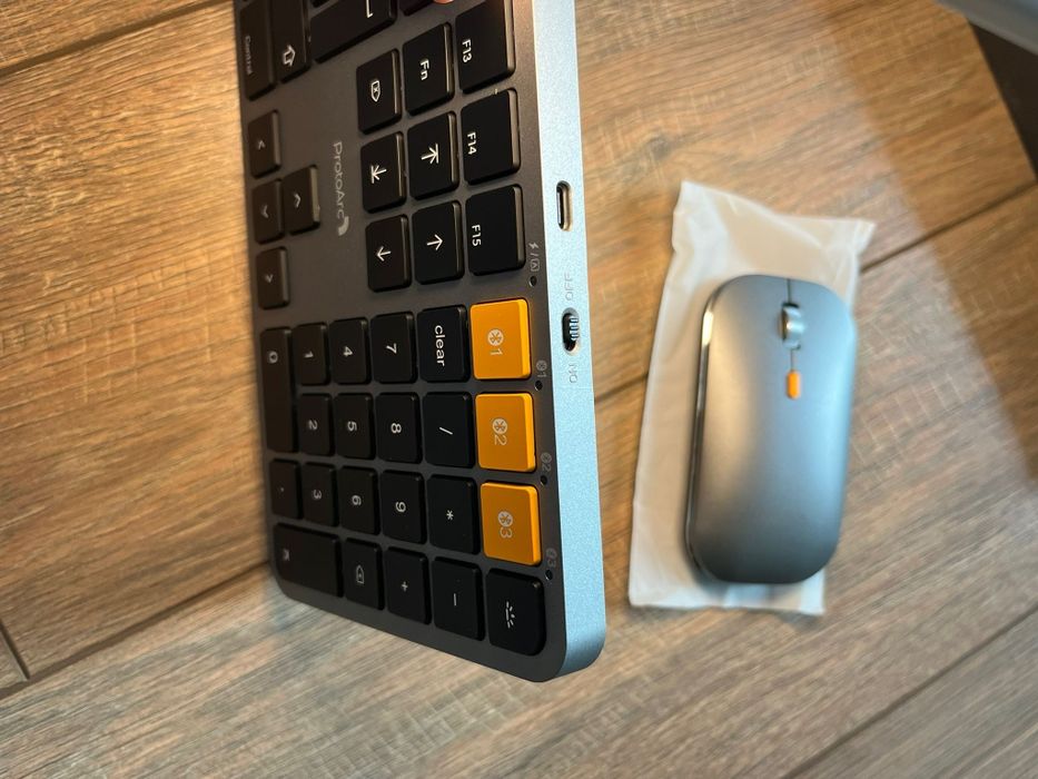 Tastatura bluetooth si mouse pentru Mac os