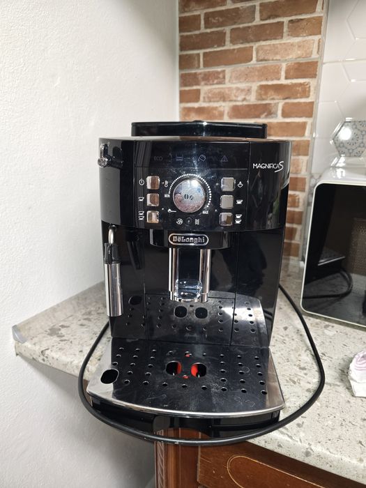 Delonghi Magnifica S 2023 aparat cafea, expresor